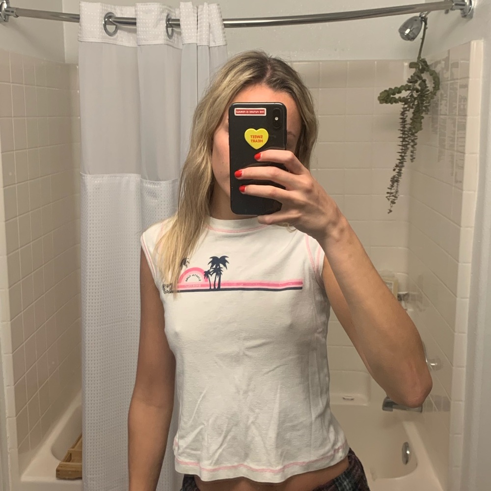 2000s vintage tank